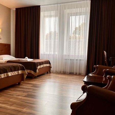 Hotel Royal Poltava Buitenkant foto