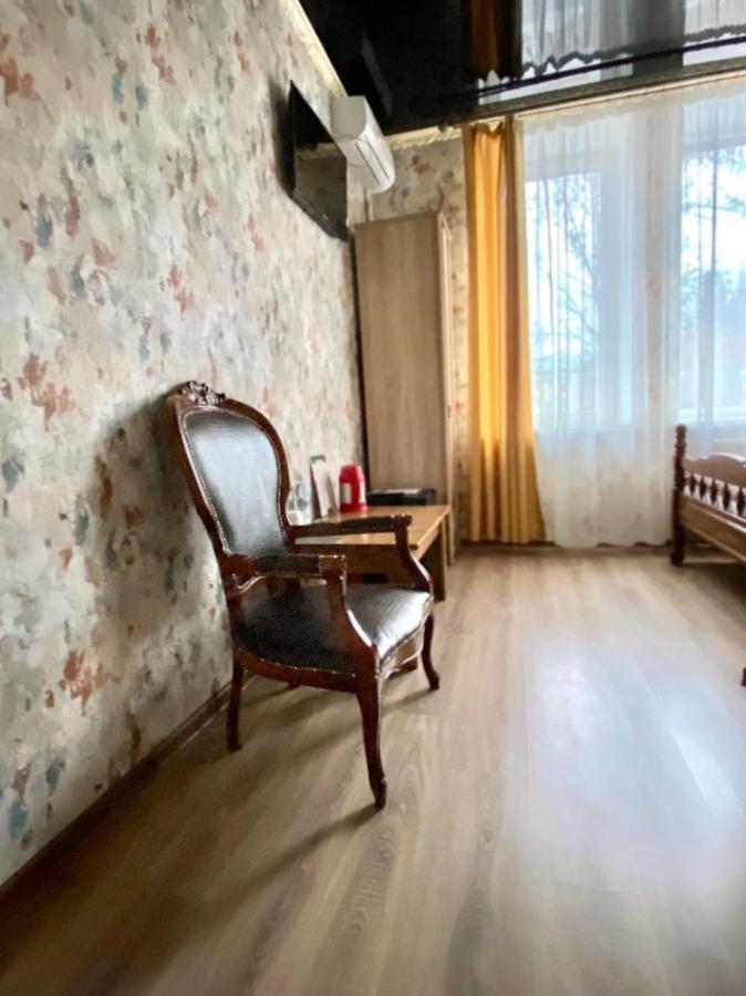 Hotel Royal Poltava Buitenkant foto