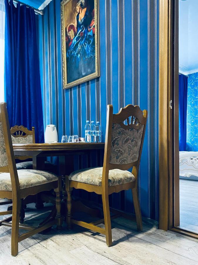 Hotel Royal Poltava Buitenkant foto