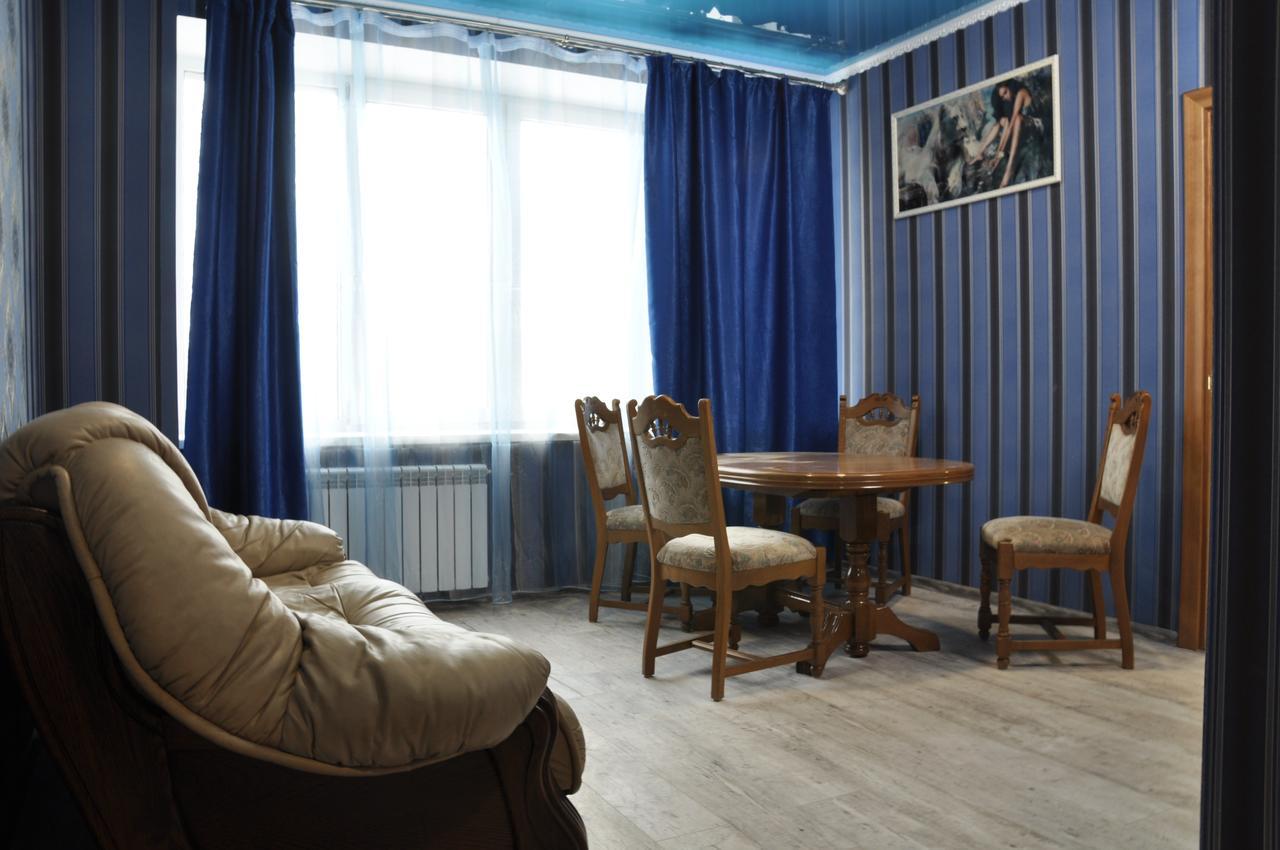 Hotel Royal Poltava Buitenkant foto